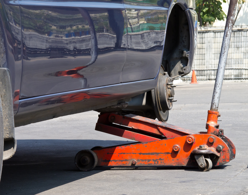 비밀 재료인 마이크로 RNA는 자동차 잭처럼 DNA를 열어, 피부 세포가 일반적으로 필요로 하지 않는 유전자 코드 부분에 접근할 수 있도록 했어. 