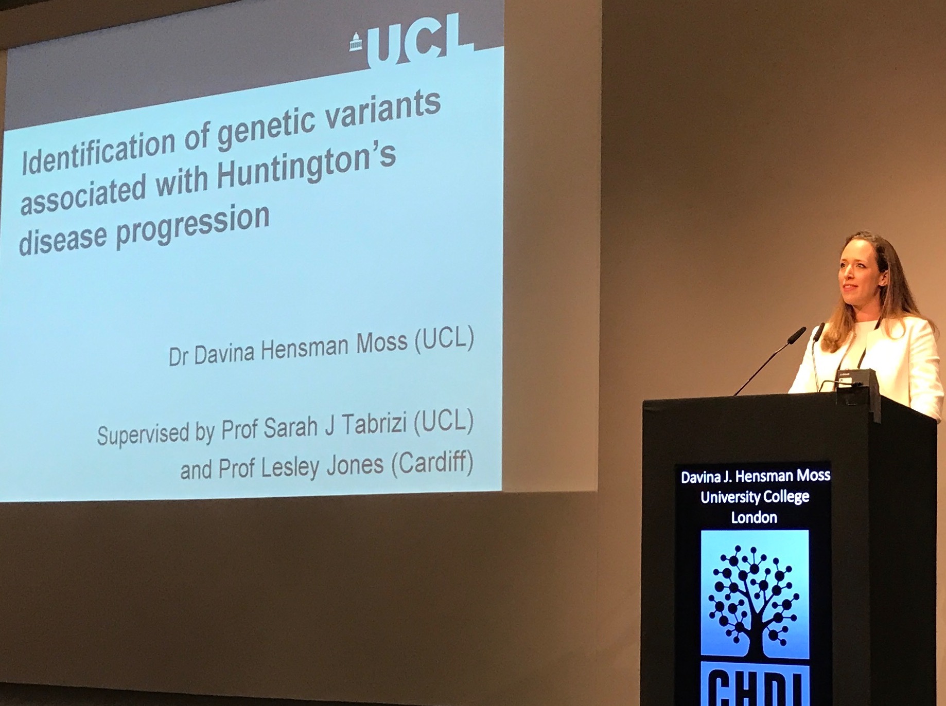 UCL의 Davina Hensman Moss는 HD 유전자 돌연변이를 더욱 불안정하게 만드는 유전적 차이를 확인했습니다.