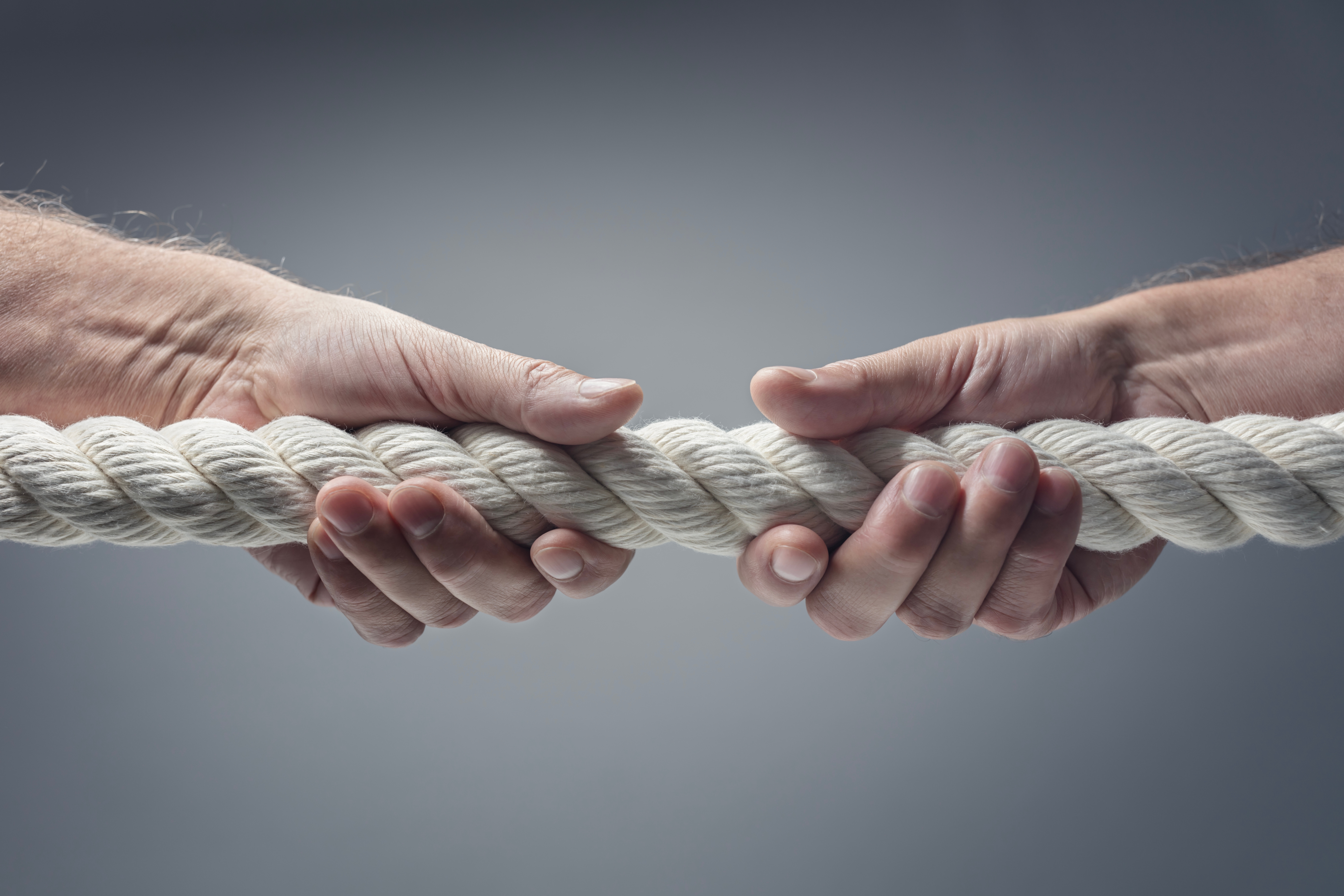 DNA에서 벌어지는 줄다리기: 헌팅턴병 반복서열은 어떻게 늘고 줄까